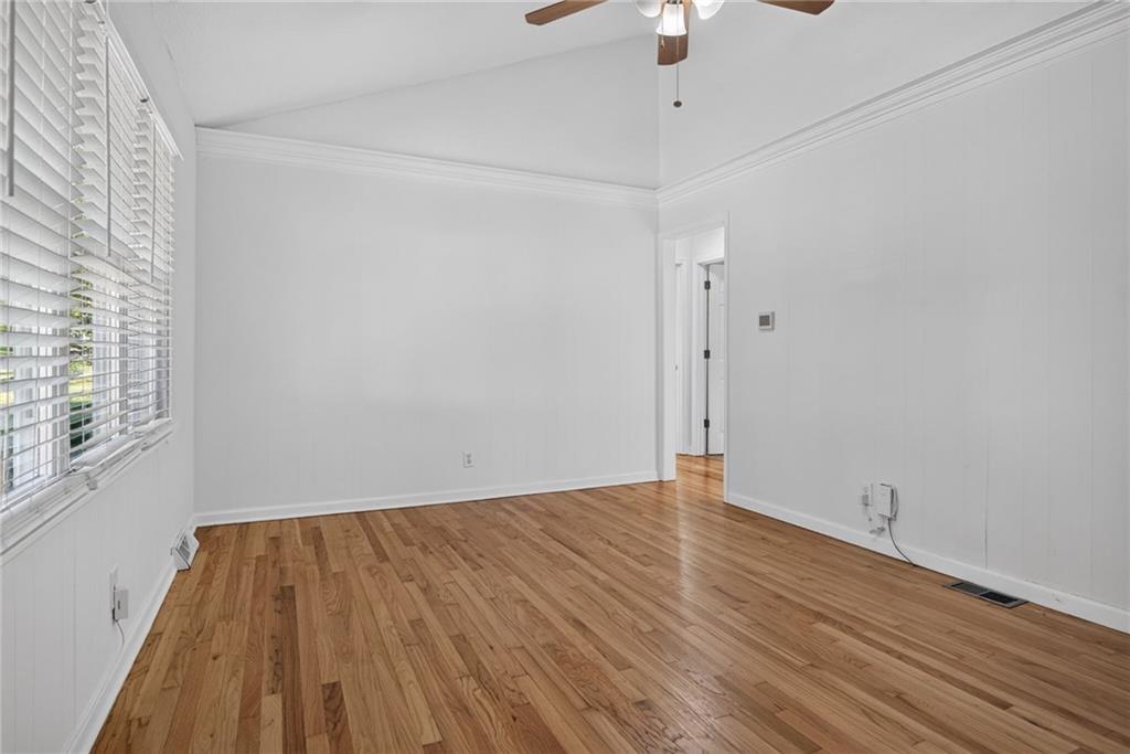 10901 E 81st Terrace Property Photo 6