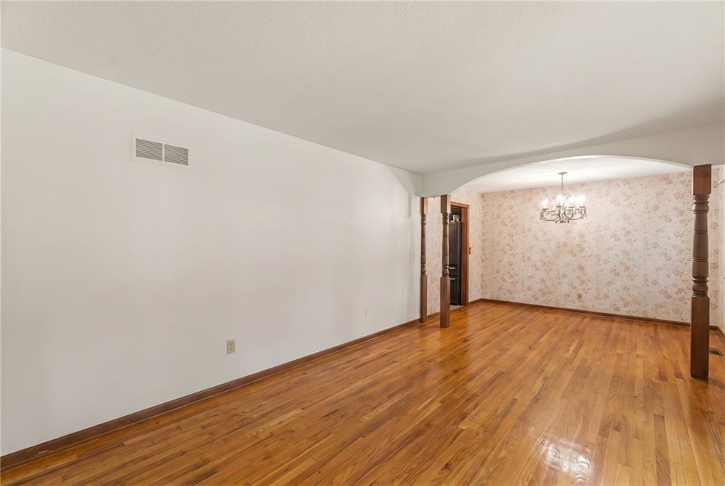 6820 Wildwood Drive Property Photo 7
