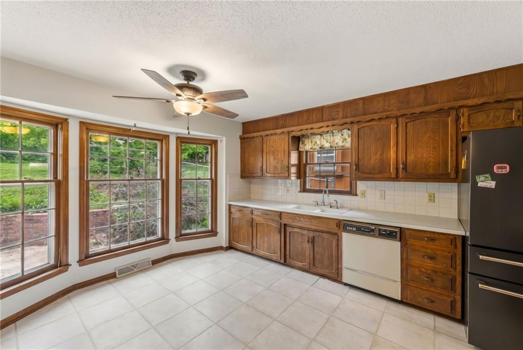 6820 Wildwood Drive Property Photo 15