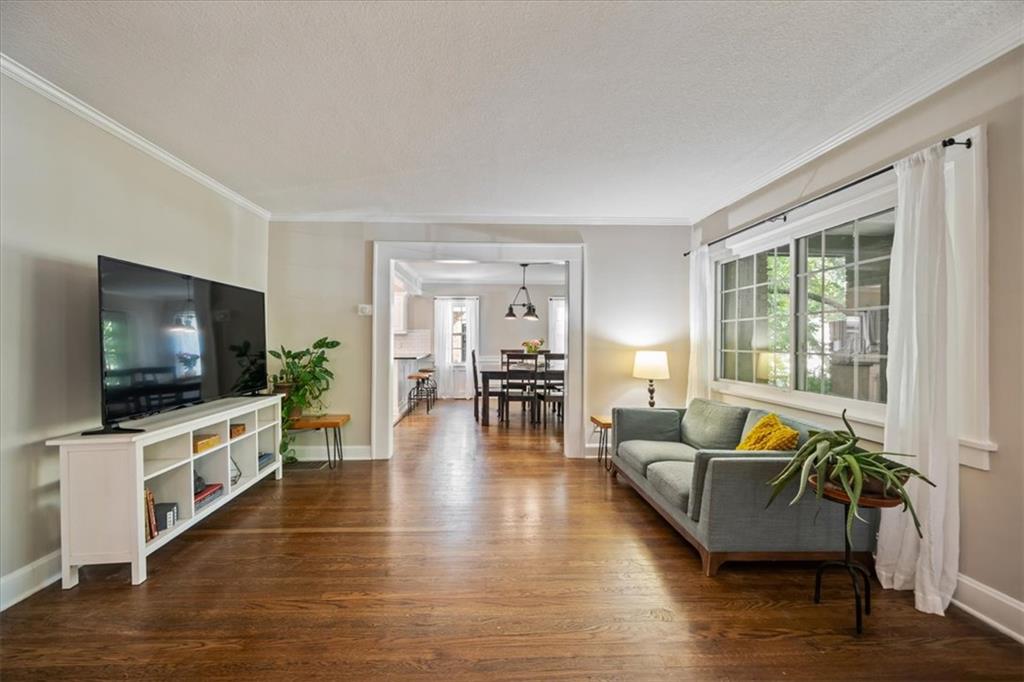 211 E 66th Street Property Photo 6