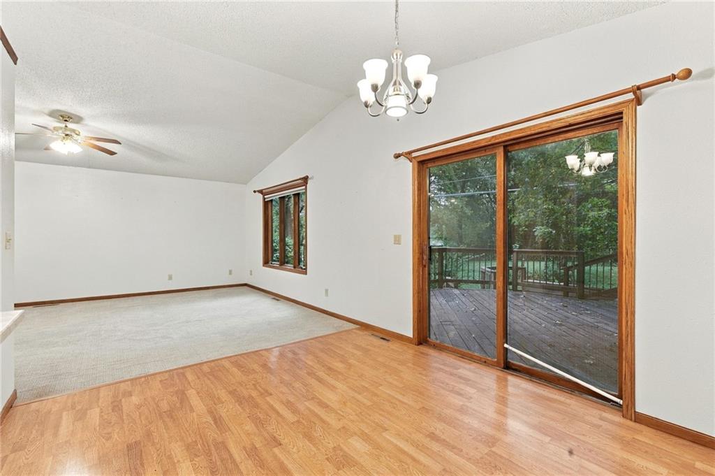 124 Se 215th Road Property Photo 15