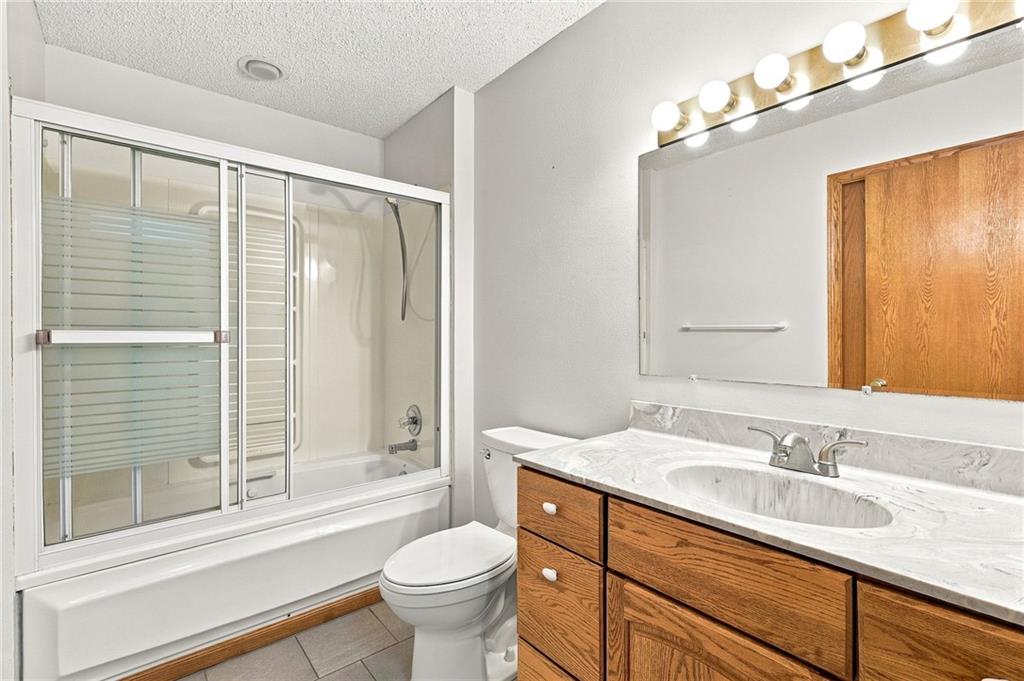 124 Se 215th Road Property Photo 24