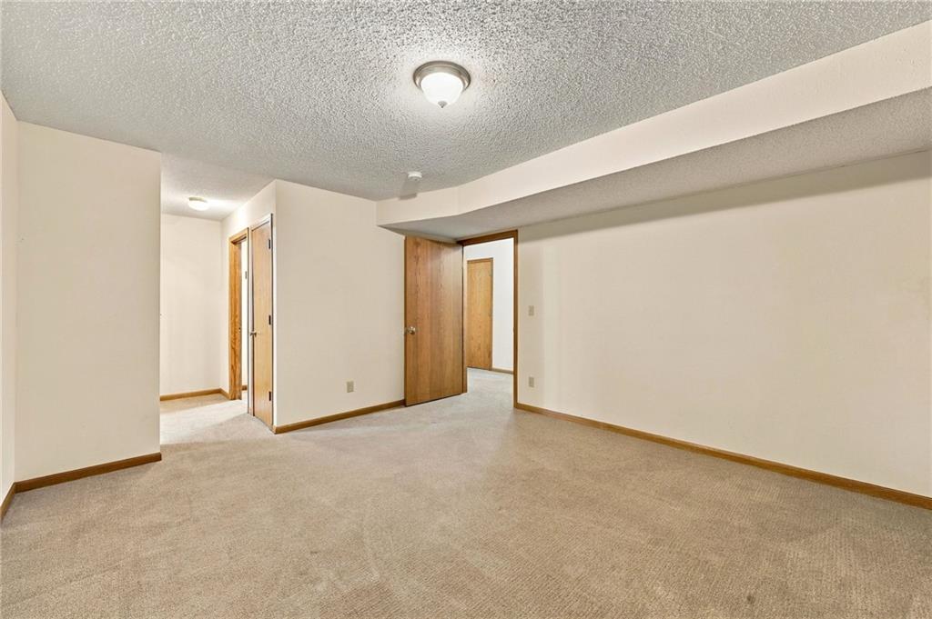 124 Se 215th Road Property Photo 42