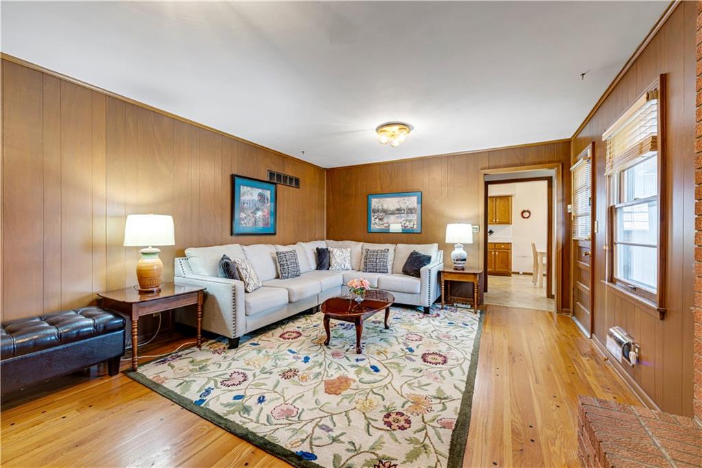10718 Mcgee Street Property Photo 10