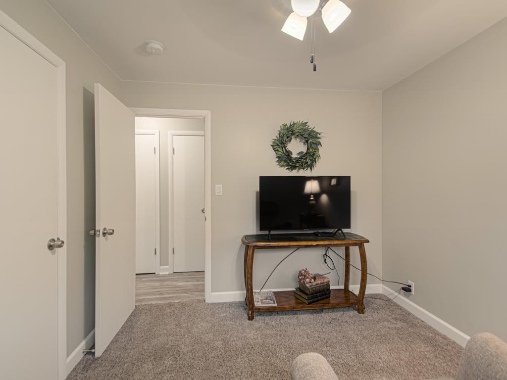 13021 E 40th Terrace Property Photo 19
