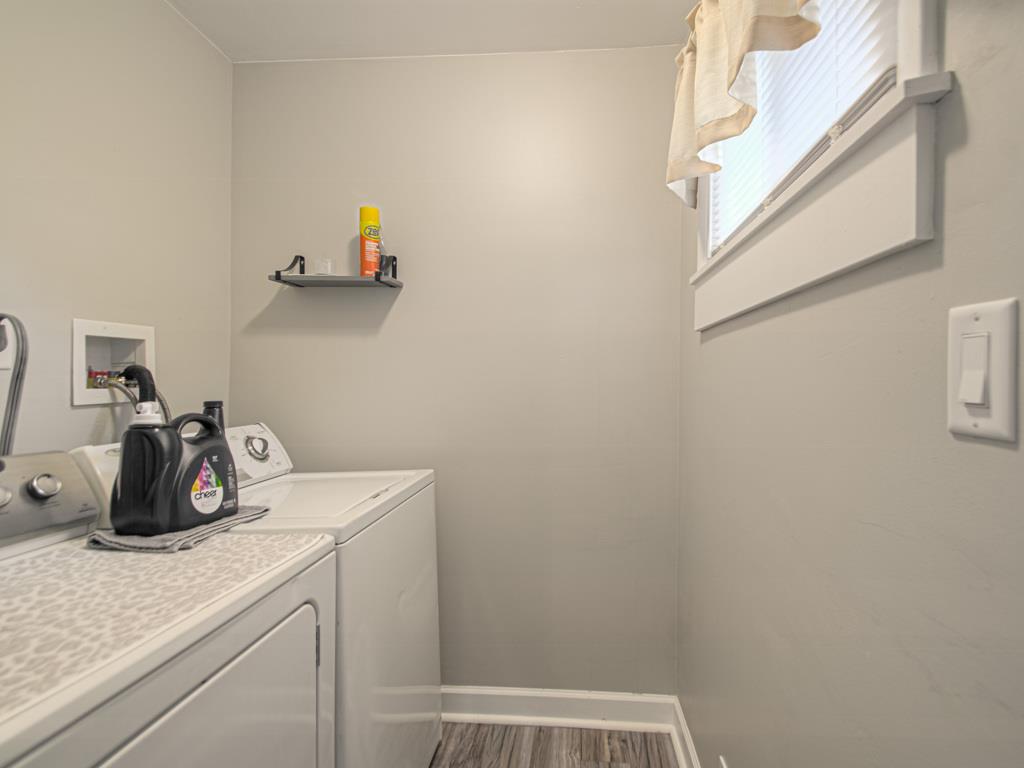 13021 E 40th Terrace Property Photo 23
