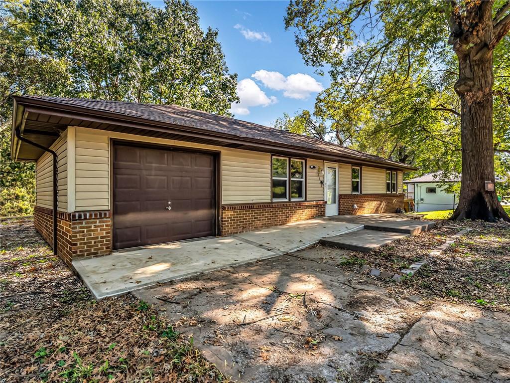 2945 N 57th Street Property Photo 11