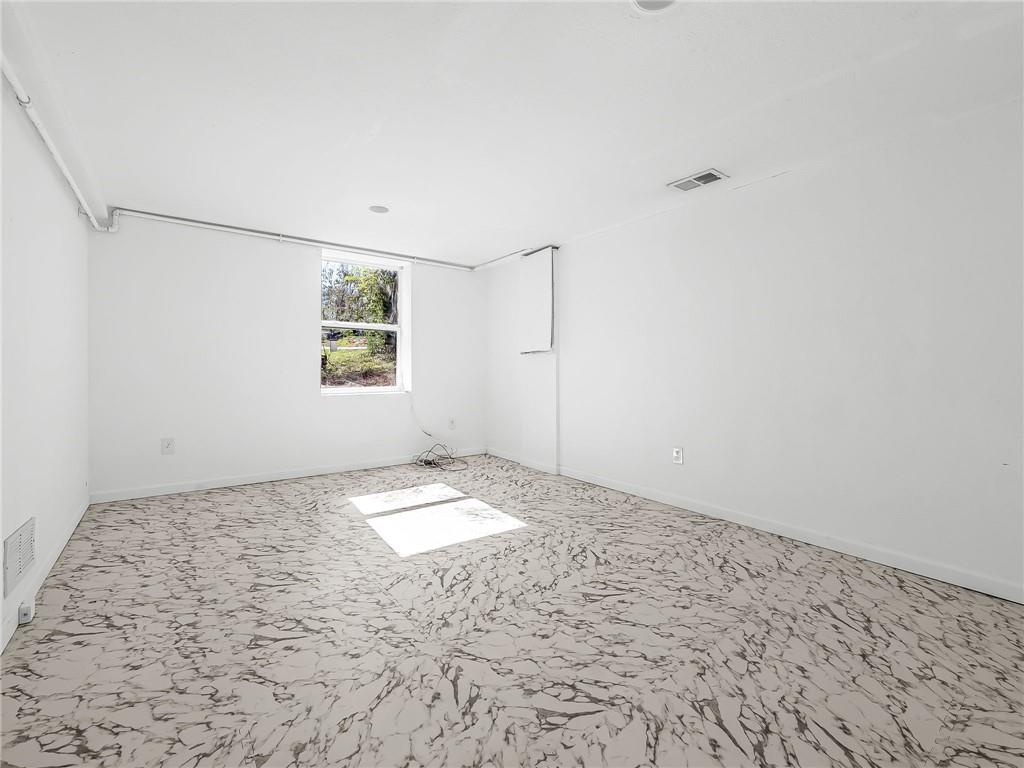 2945 N 57th Street Property Photo 14