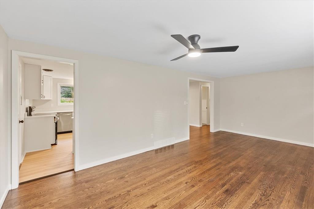 5400 Outlook Street Property Photo 6