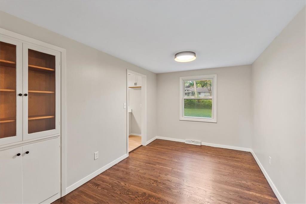 5400 Outlook Street Property Photo 7