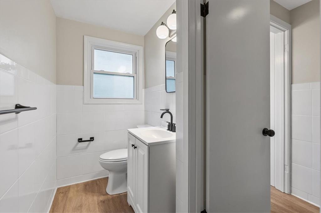 5400 Outlook Street Property Photo 11