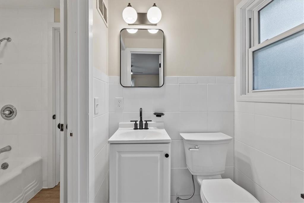 5400 Outlook Street Property Photo 12