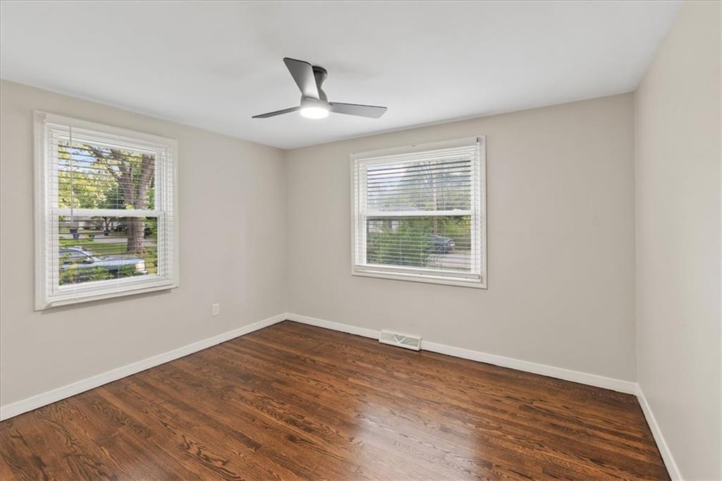 5400 Outlook Street Property Photo 15
