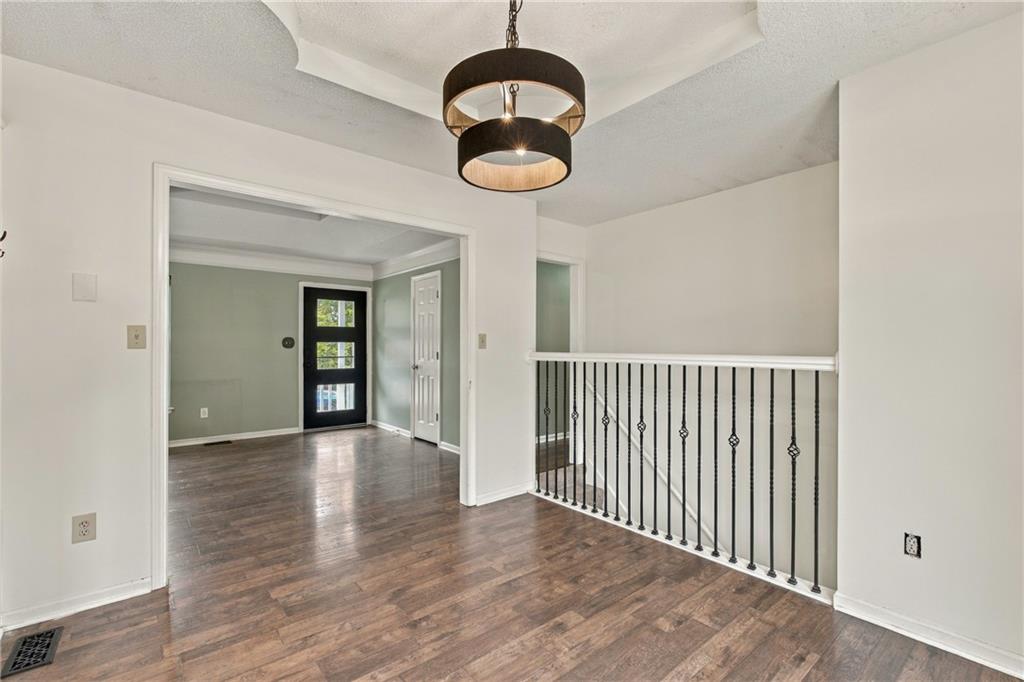 104 Ne Bristol Circle Property Photo 15