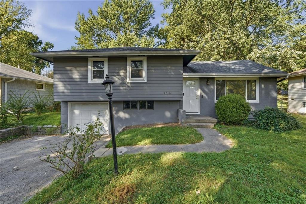 3016 S Norwood Avenue Property Photo 1