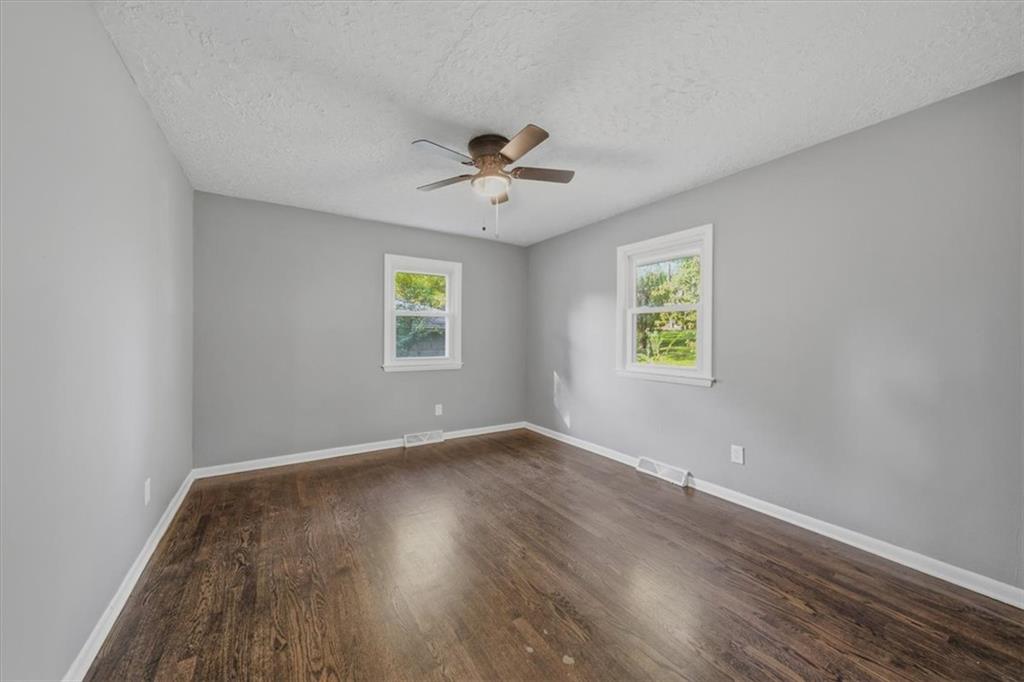 3016 S Norwood Avenue Property Photo 15