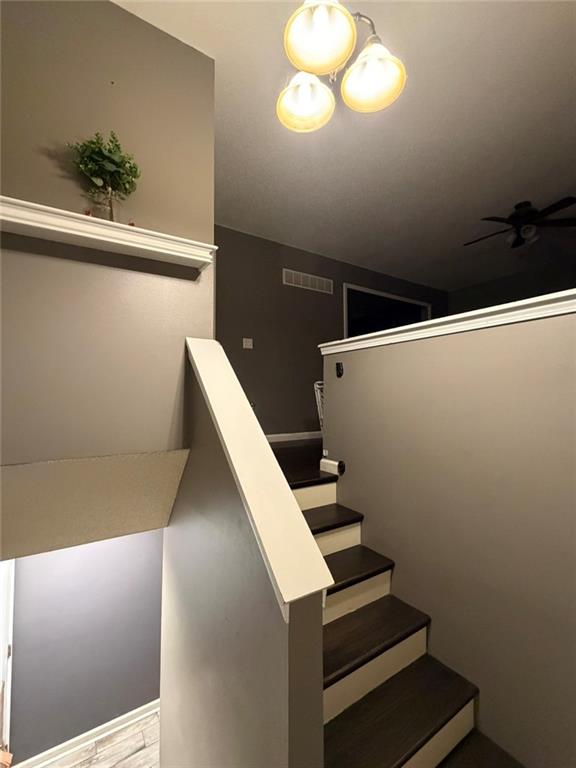 10506 N Baltimore Avenue Property Photo 13