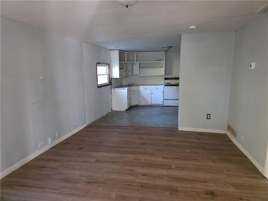 342 E 6th Avenue Property Photo 3