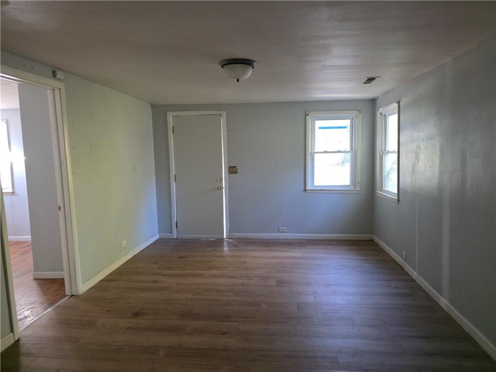 342 E 6th Avenue Property Photo 10