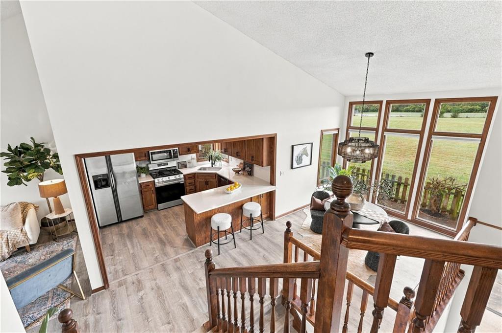 12604 Fountain Lake Drive Property Photo 13