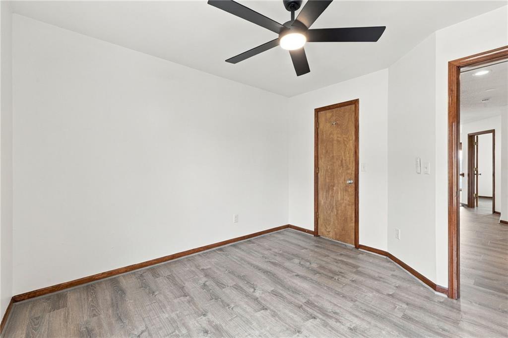 12604 Fountain Lake Drive Property Photo 24