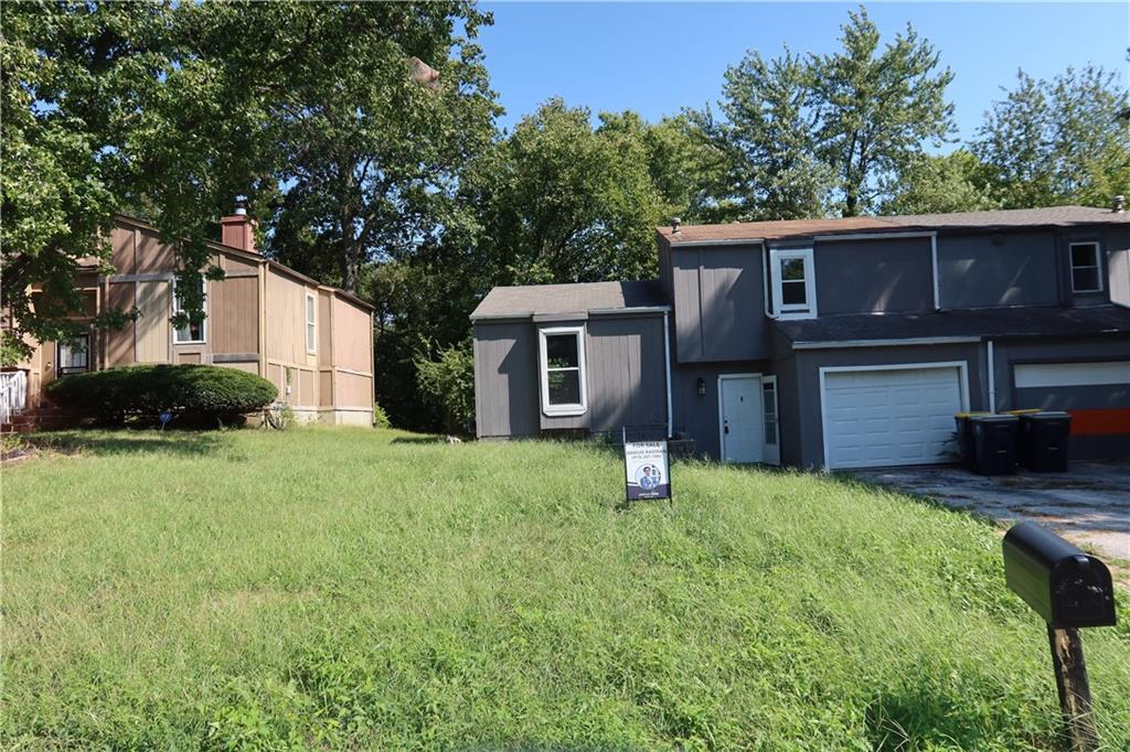 9525 Manning Avenue Property Photo 1