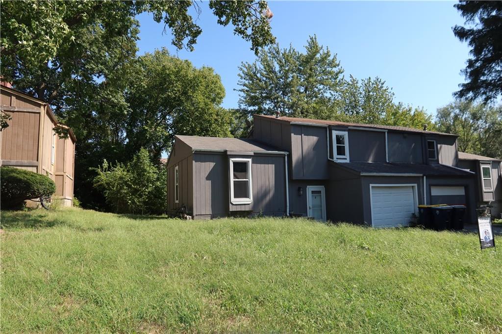 9525 Manning Avenue Property Photo 4