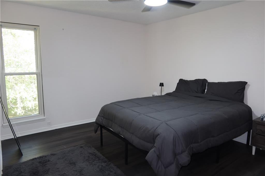 9525 Manning Avenue Property Photo 20