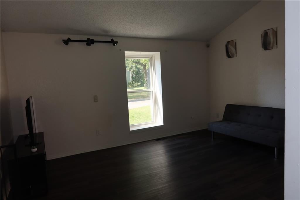 9525 Manning Avenue Property Photo 31