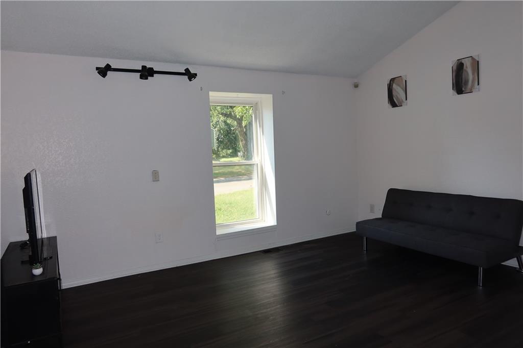 9525 Manning Avenue Property Photo 32