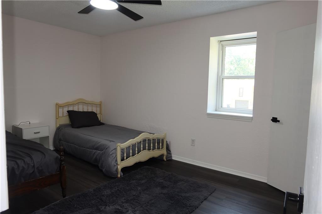 9525 Manning Avenue Property Photo 34