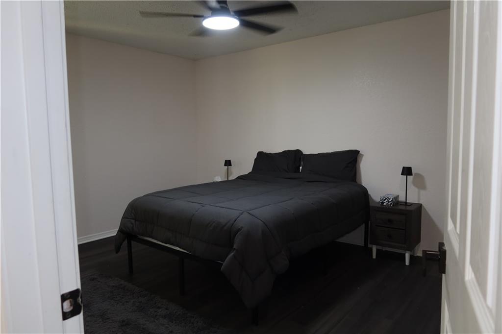 9525 Manning Avenue Property Photo 35