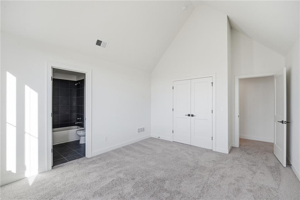 18330 W 195th Street Property Photo 30