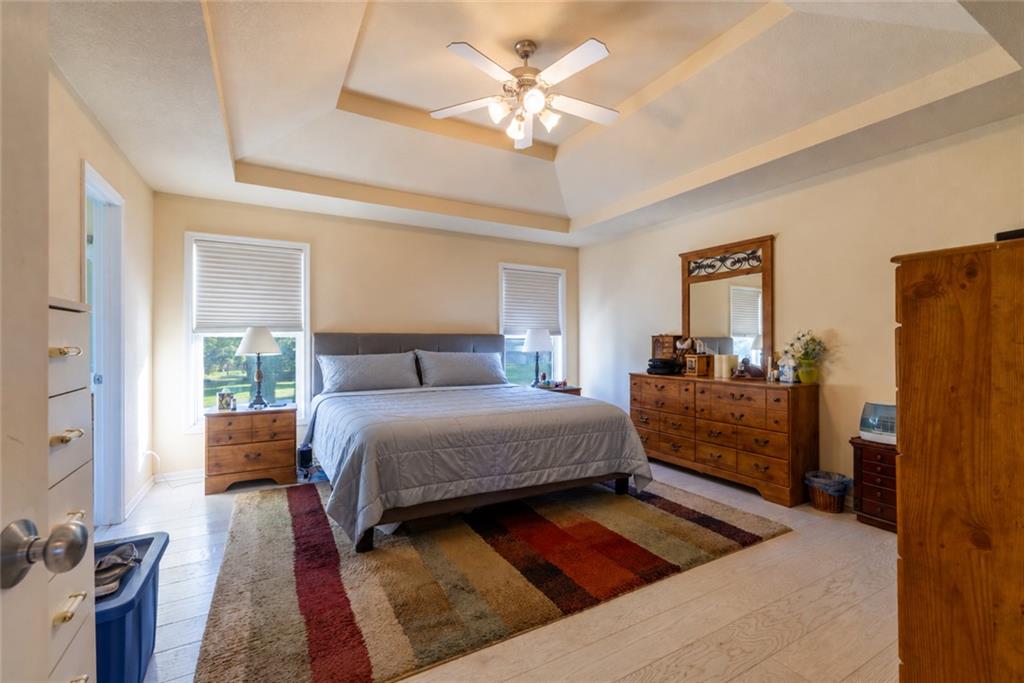 4516 Wilshire Drive Property Photo 16