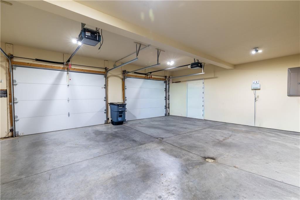 4516 Wilshire Drive Property Photo 31