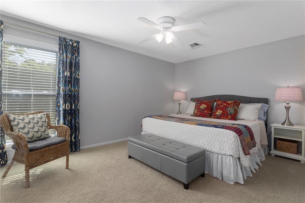 1418 Telford Drive Property Photo 28