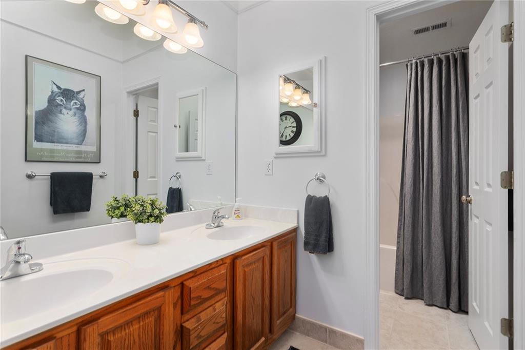1418 Telford Drive Property Photo 32