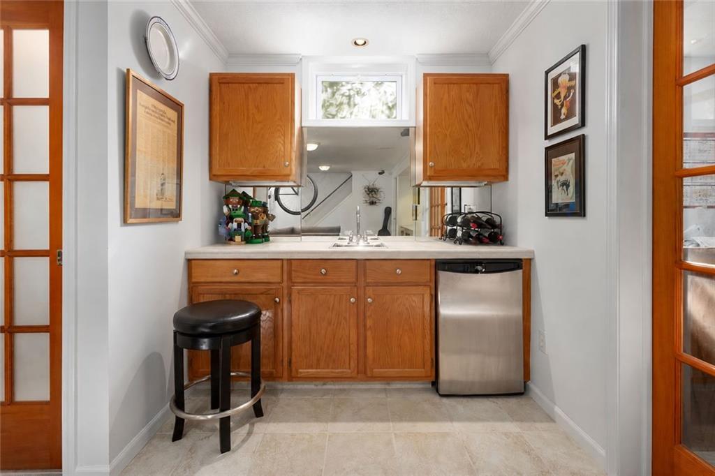 1418 Telford Drive Property Photo 37
