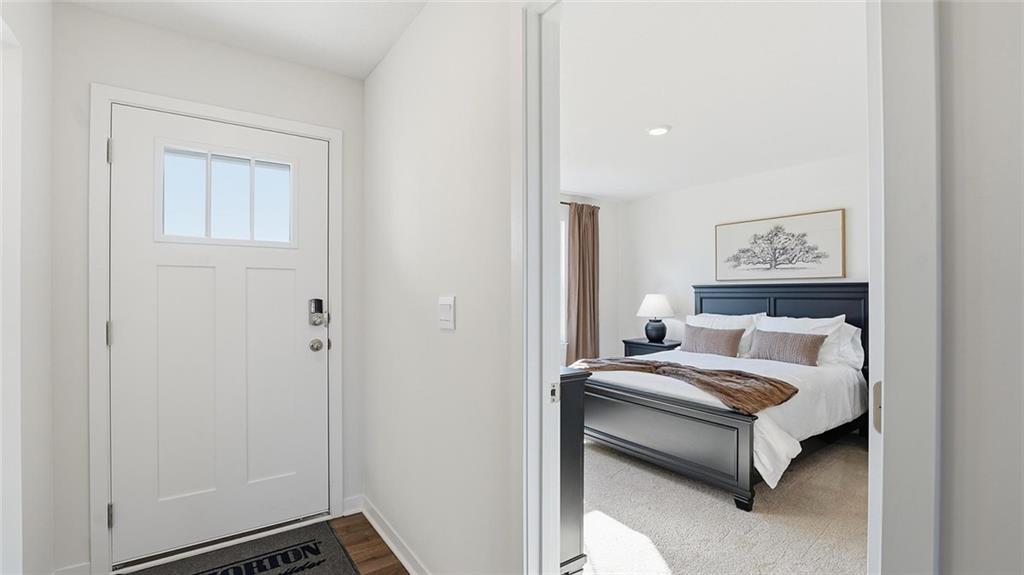 709 N 86th Terrace Property Photo 10