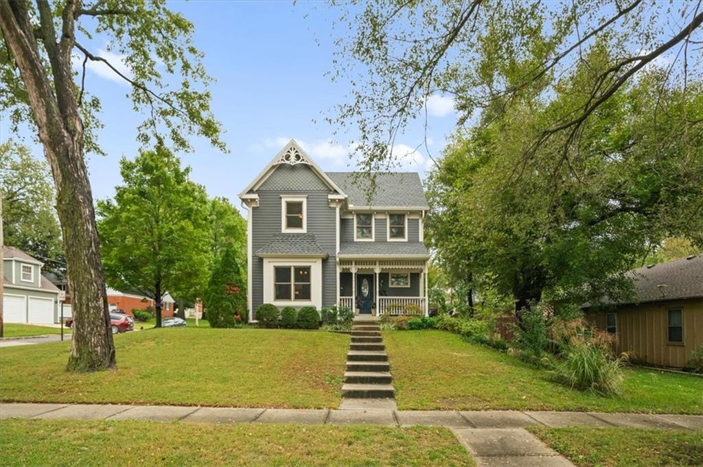 409 E Shawnee Street Property Photo 1