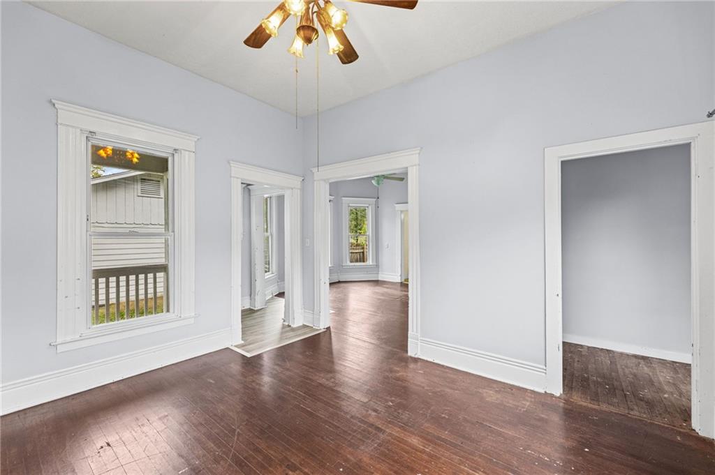 1027 N Mulberry Street Property Photo 7