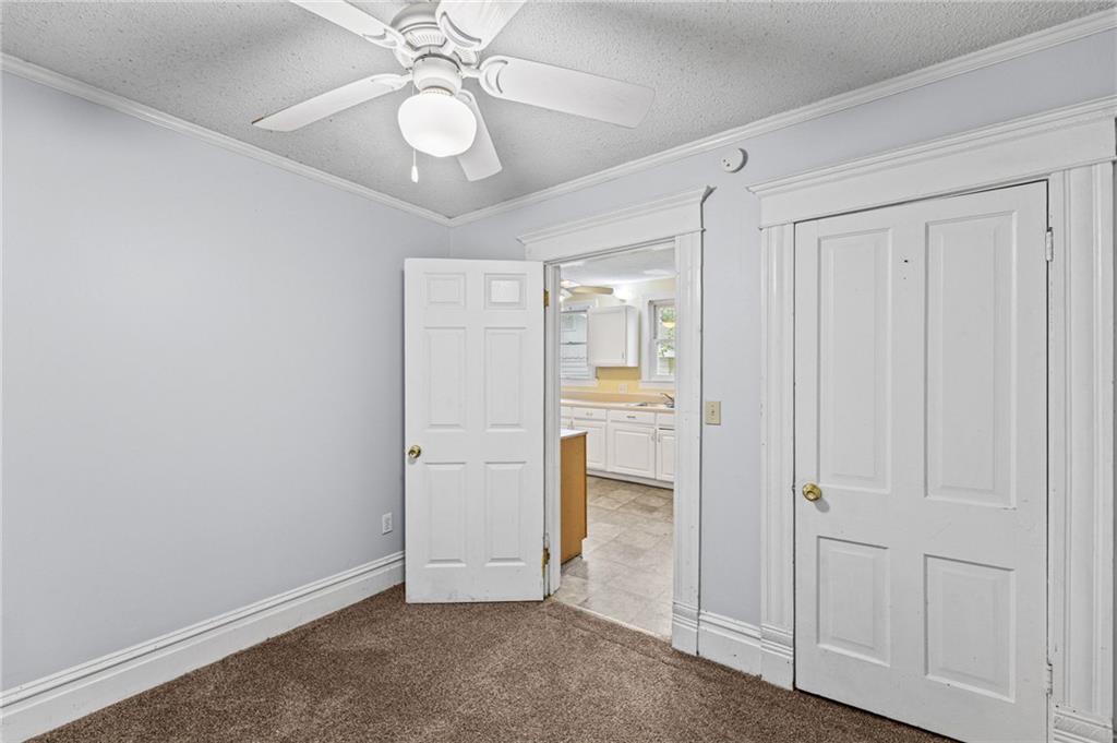 1027 N Mulberry Street Property Photo 12