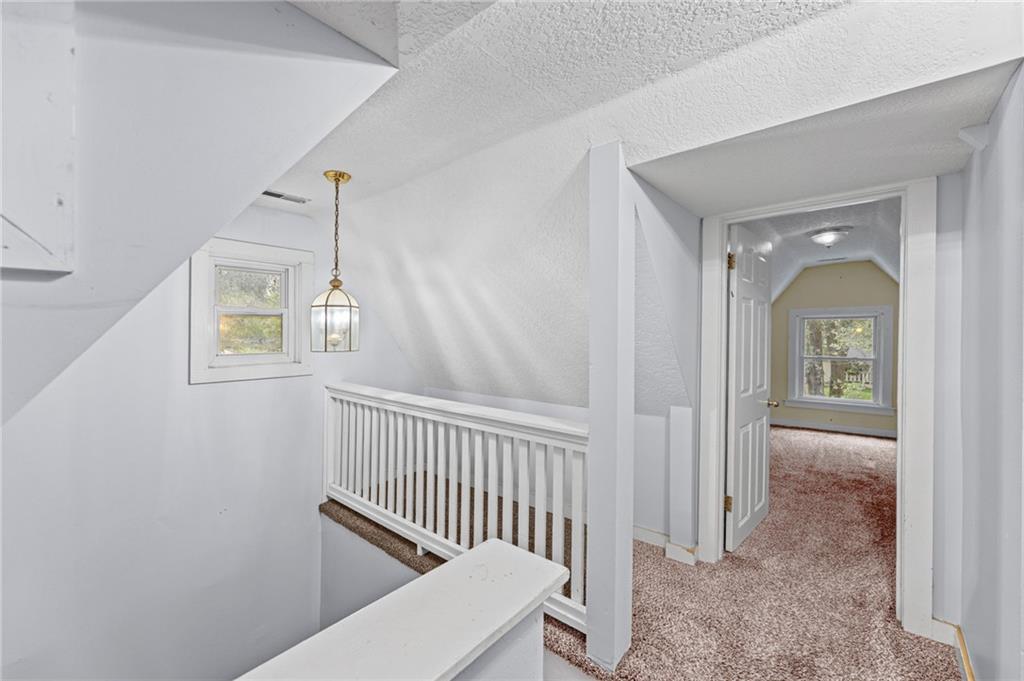1027 N Mulberry Street Property Photo 15