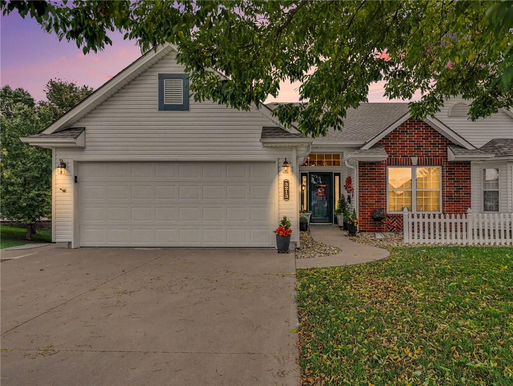 3213 Devonshire Drive Property Photo 2