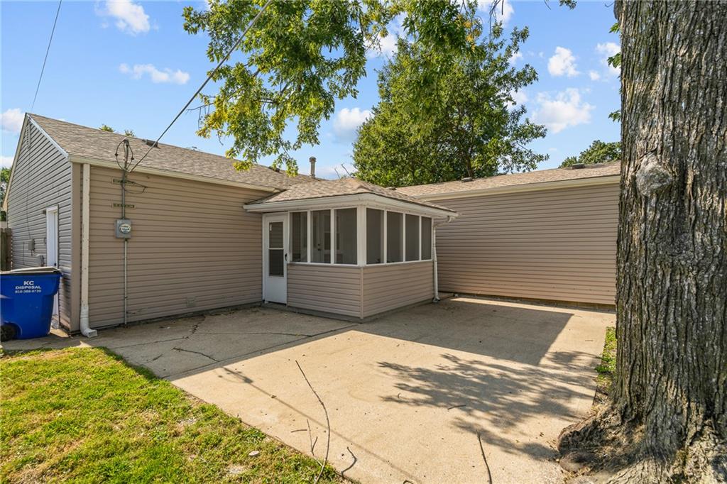 2404 Ne 60th Street Property Photo 23