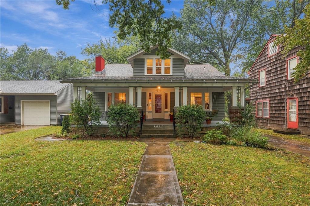 7516 Locust Street Property Photo 3