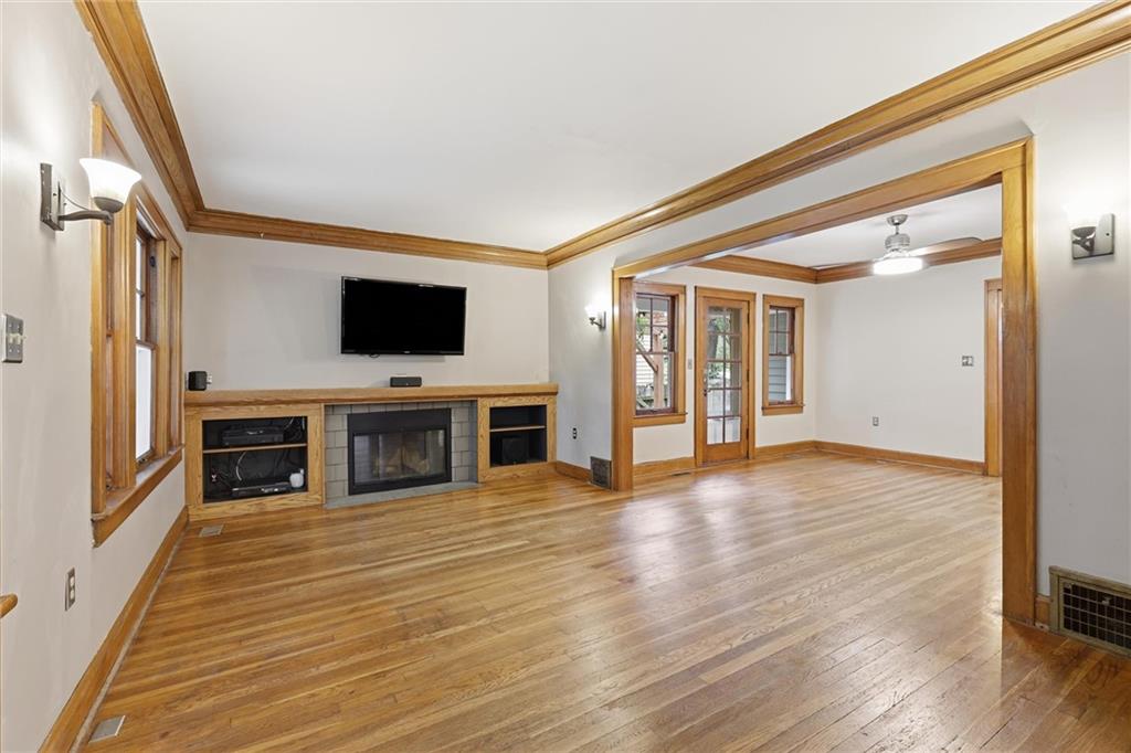 7516 Locust Street Property Photo 11