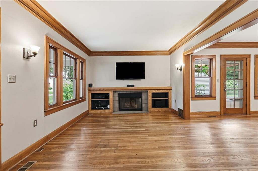 7516 Locust Street Property Photo 12