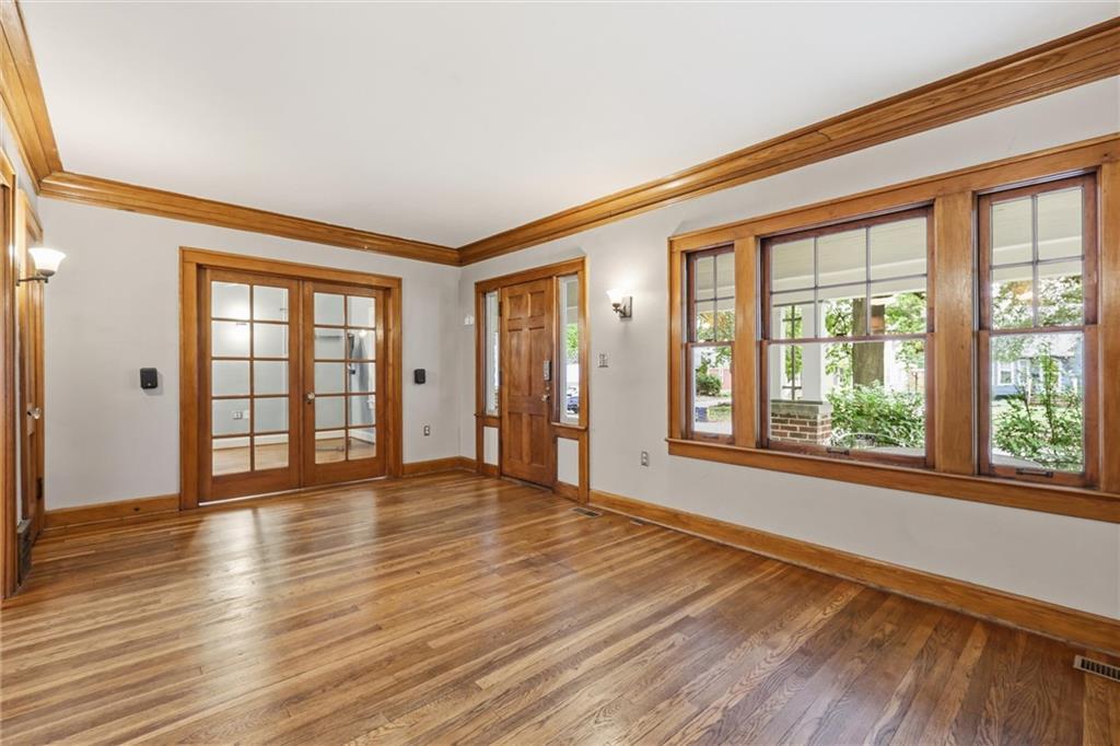 7516 Locust Street Property Photo 13