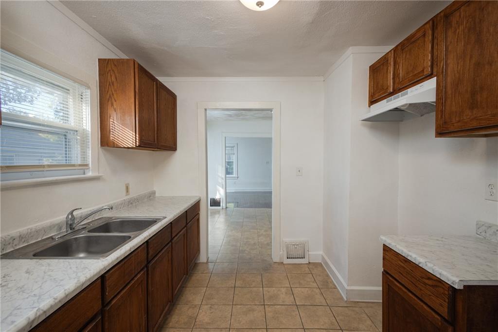 1951 N 28th Street Property Photo 14